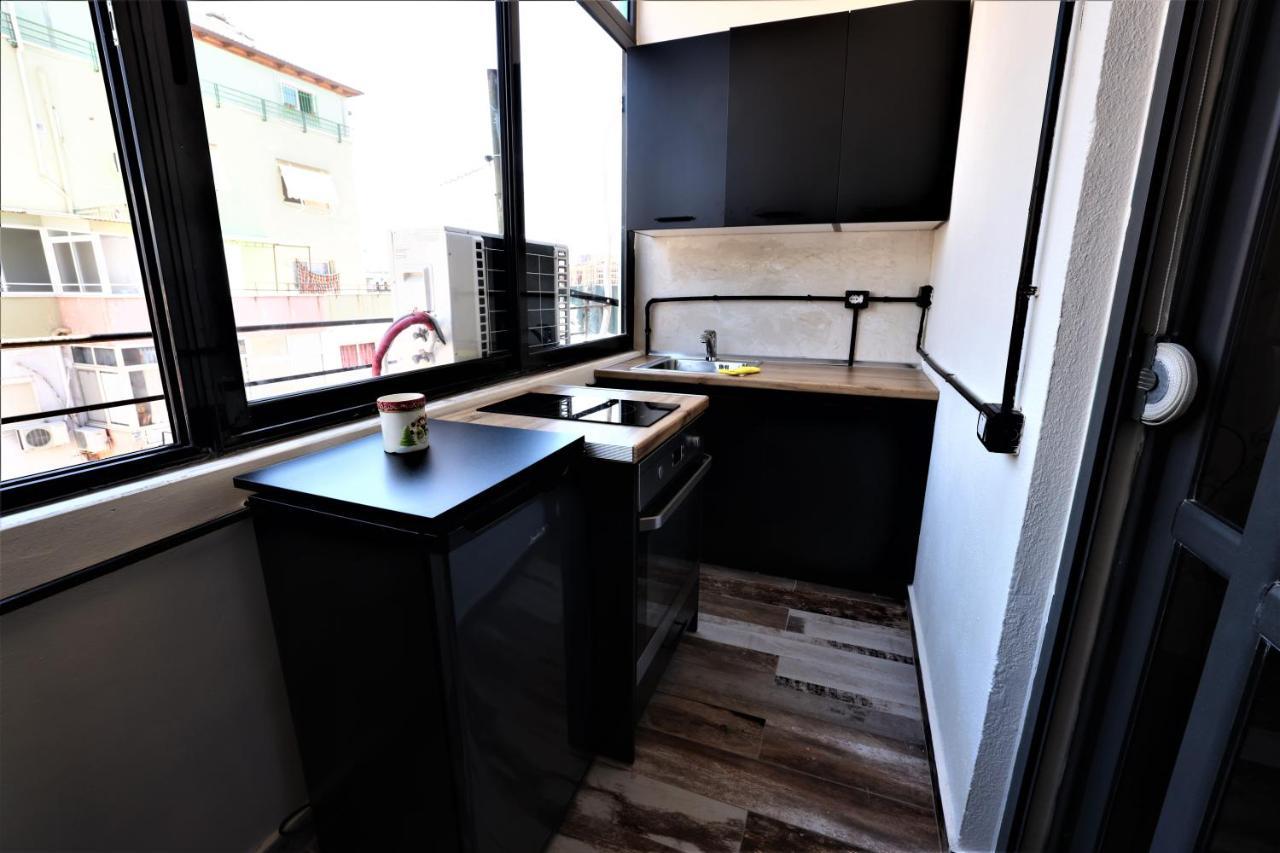 Apartament Stylish Studio In The Heart Of Tirana #3 Zewnętrze zdjęcie